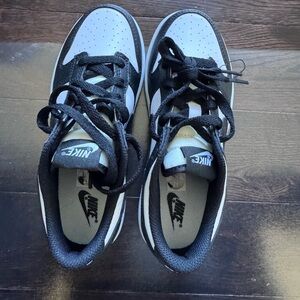 Nike Dual-Tone Black and White Shoes